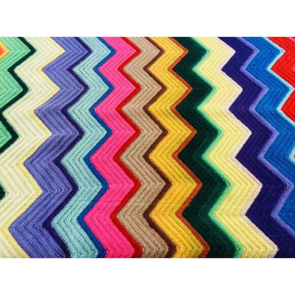 Handmade 70s Crochet Throw Chevron Blanket Cottagecore Zigzag Afghan Wool Felted - Picture 1 of 9